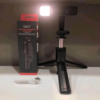 Black abs plastic q07 selfie stick