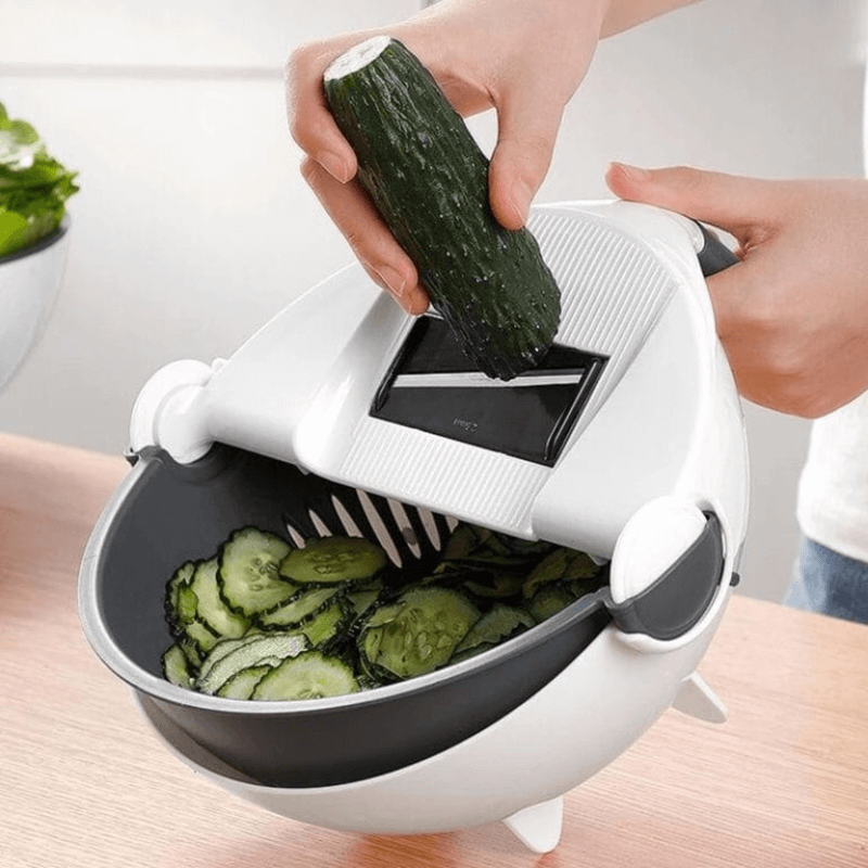 Vegetable cutter with drain basket