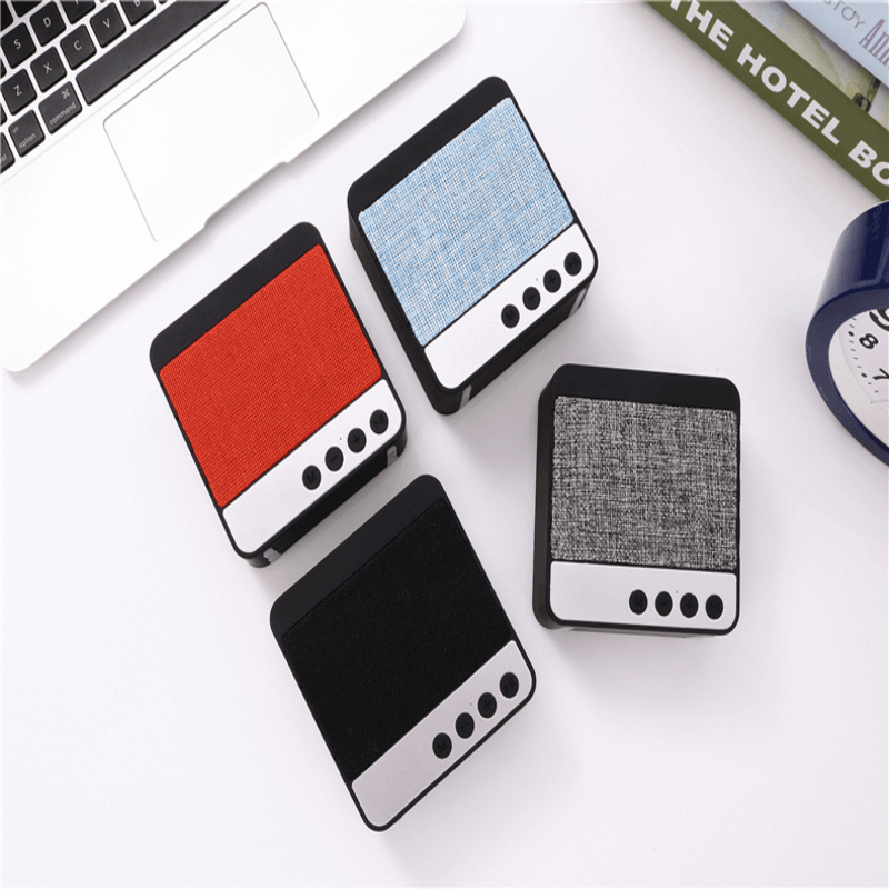 Portable design active speaker