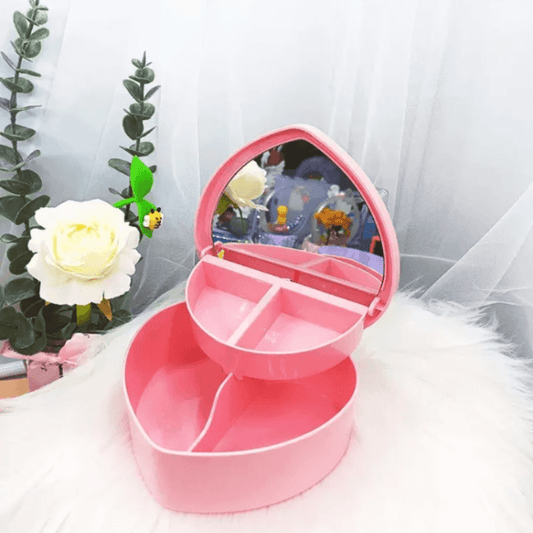 Heart shape jewelry organizer with mirror