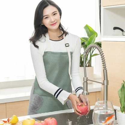 Hand wiping waterproof kitchen apron