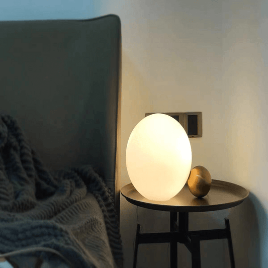 Copycat table light