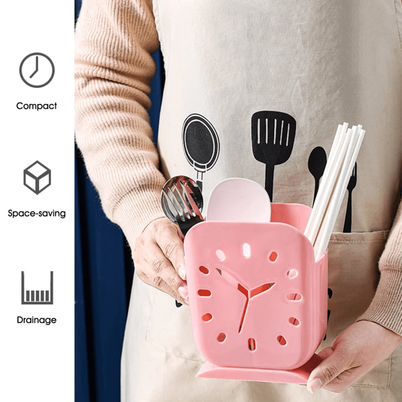 Clock cutlery organizer