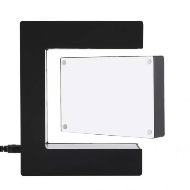 Magnetic floating photo frame