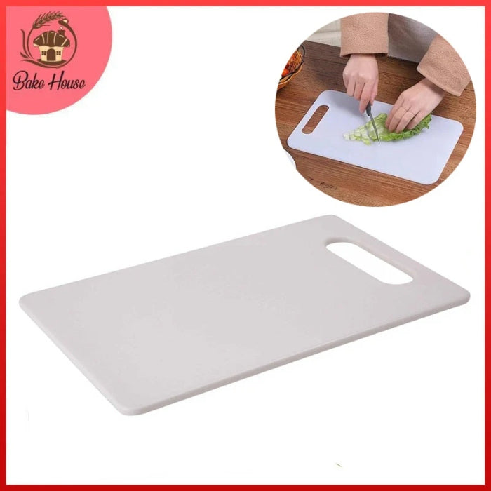 Plastic chopping board non-slip