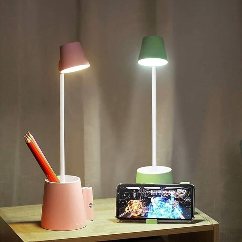 Small usb rechargeable desk lamp for kids