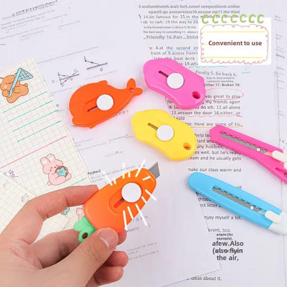 Pack of 2 mini cartoon utility knife cutter