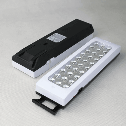 Portable rechargeable emergency led light