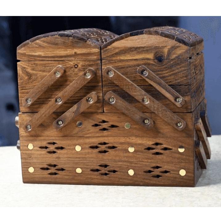 Rustic wooden jewelry box