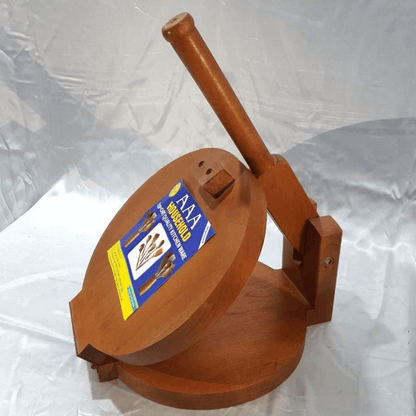 Heavy wooden tortilla press roti maker