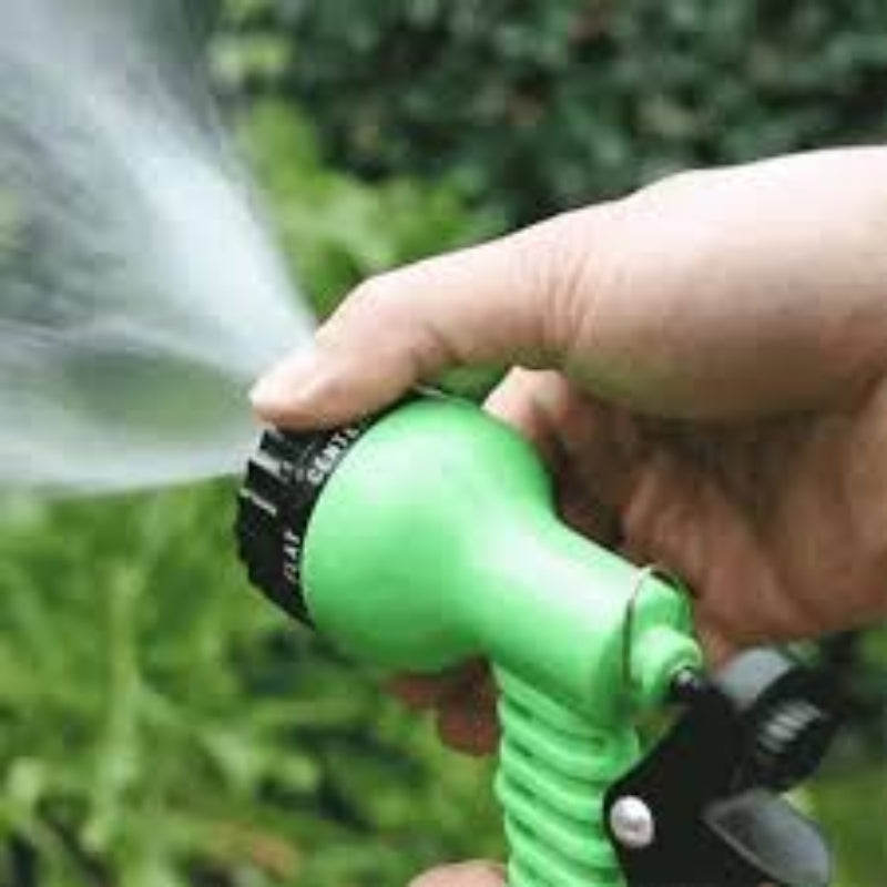 Flexible expanding water hose tube spray nozzle water